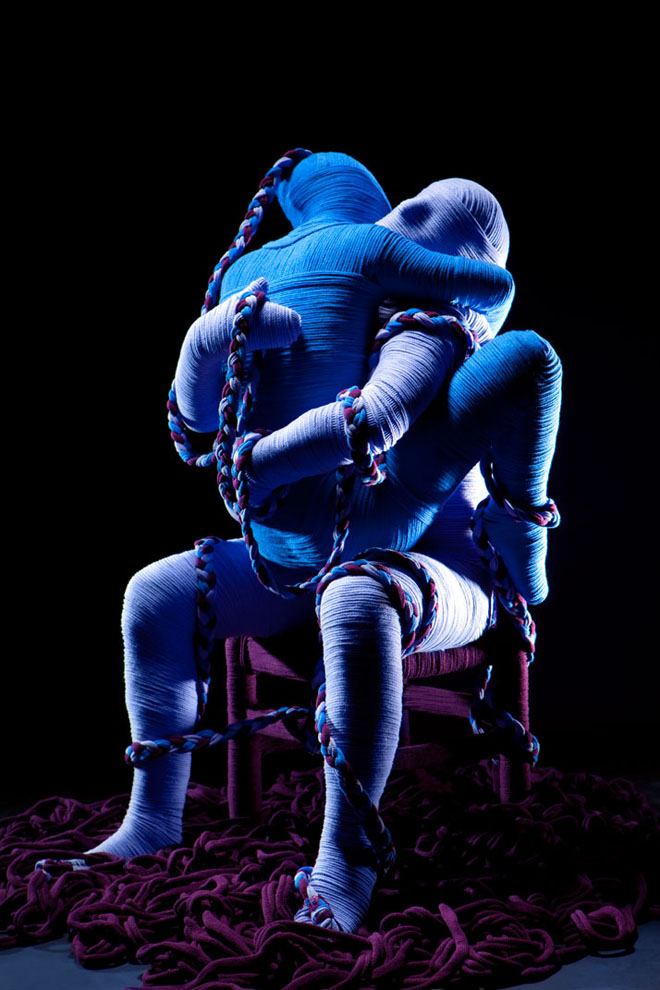 benetton-yatzer-lana-sutra-erik-ravelo-wool-sculpture
